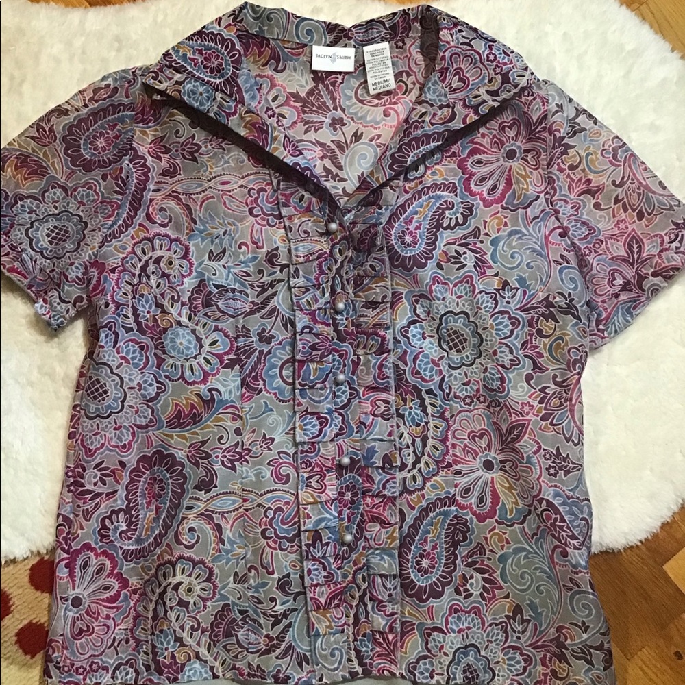 Women’s size medium Jaclyn Smith top/blouse M